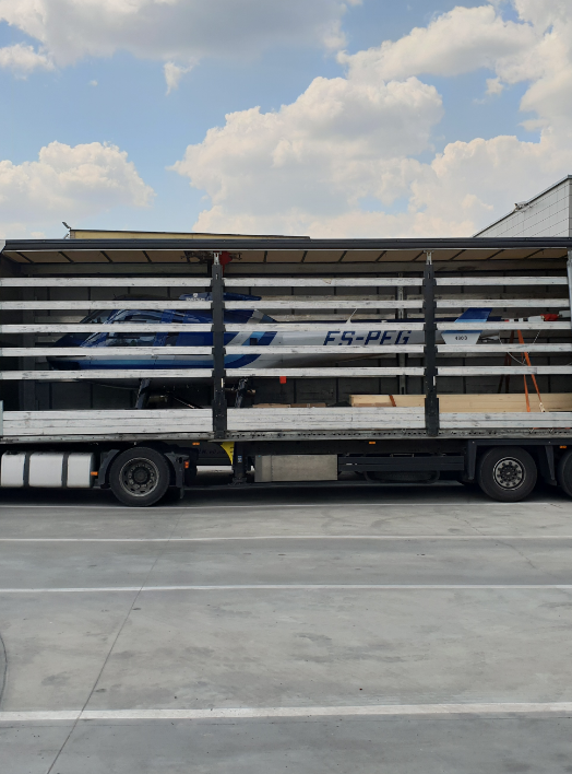 Oversized cargo transport